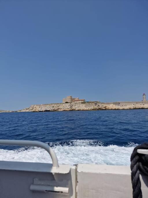 Une Parenthese Au Frioul Marseille Eksteriør billede