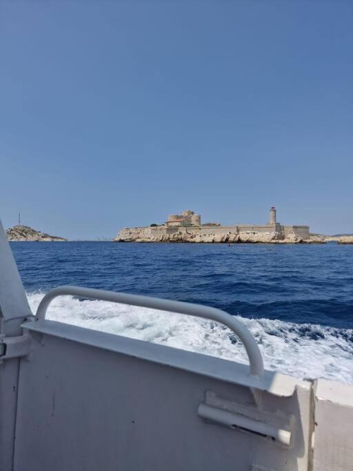 Une Parenthese Au Frioul Marseille Eksteriør billede